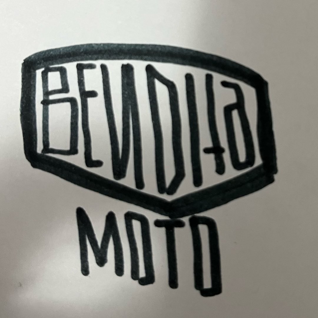 Foto de B E N D I T A • M O T O